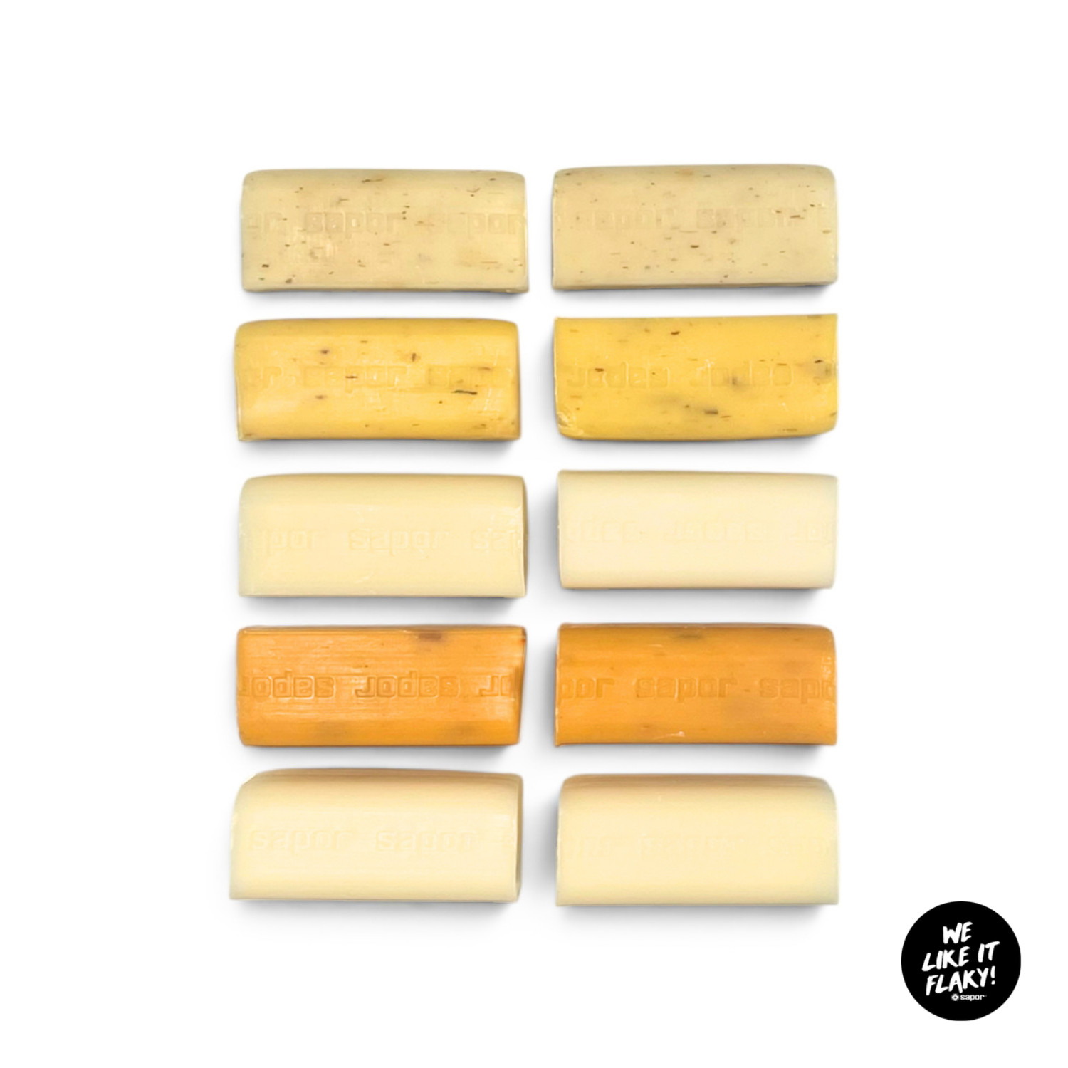 Käse, Käsewürfel, Käseblöcke, verschiedene Farben, flaches Layout